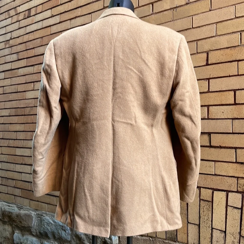 Vintage Evan Picone beige sport coat Measurements